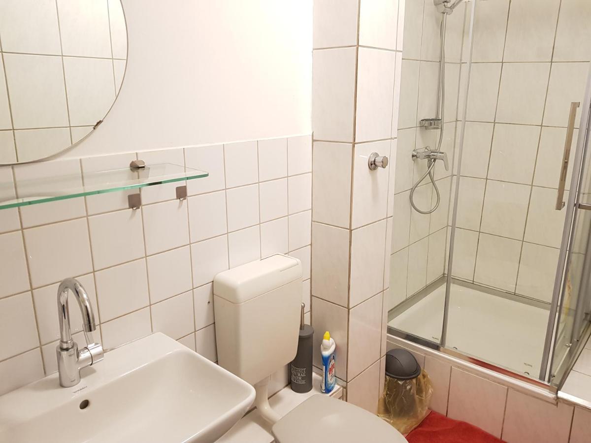 Private Guestroom Fair/Messe Ανόβερο Εξωτερικό φωτογραφία